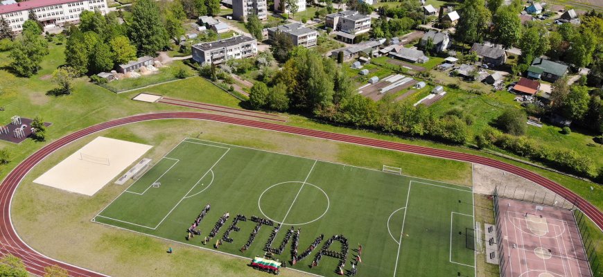 Pandėlio gimnazija – nacionalinių jaunimo pilietiškumo apdovanojimų ,,Tėvyne mūsų“ nugalėtoja