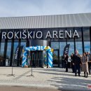 Perkirpti baltą arenos atidarymo juostelę į Rokiškį atskubėjo Ministrė Pirmininkė (foto)