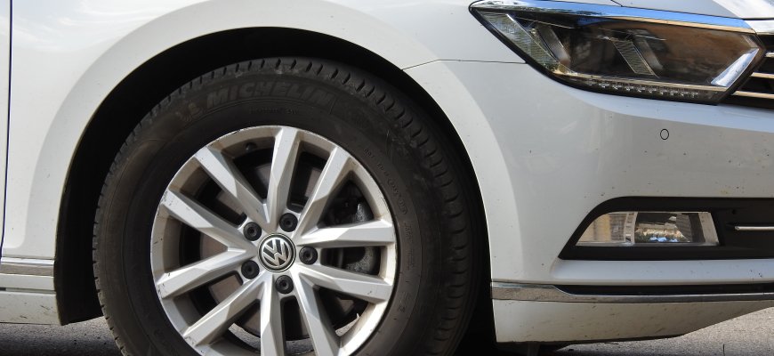 Kaip išsirinkti geriausias padangas savo automobiliui?