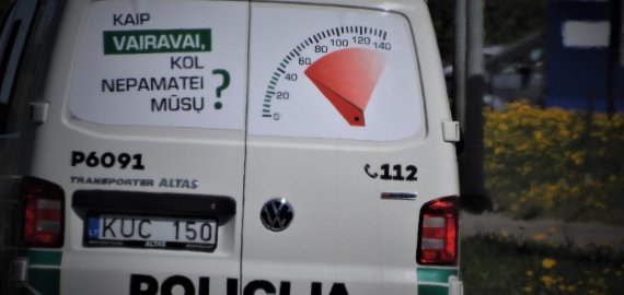 Rajone neblaivių vairuotojų sezonas tęsiasi