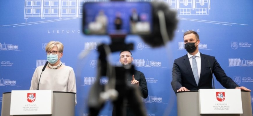 Vyriausybė tęs darbą, ministrai G. Landsbergis ir M. Skuodis lieka