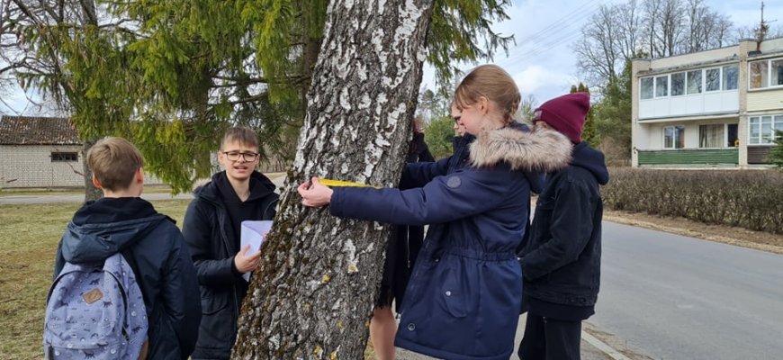 Juodupės gimnazijoje vyko edukacinės ugdomosios veiklos renginys „Gamtos diena“ (foto)