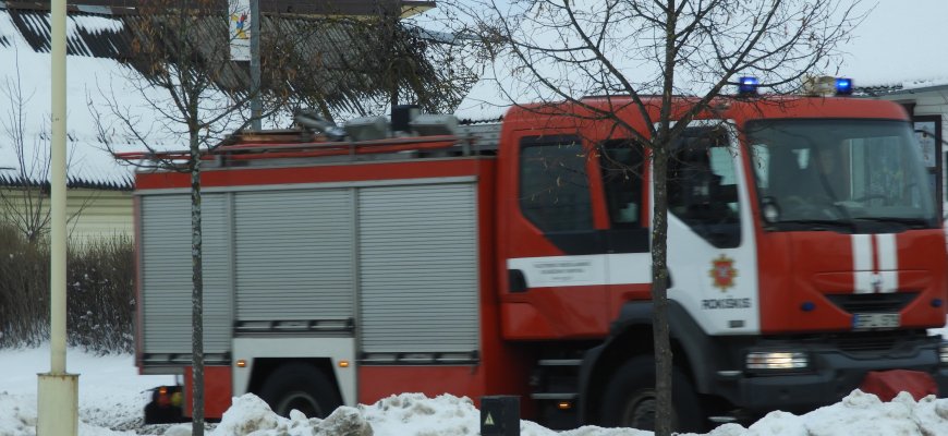Respublikos gatvėje degė automobilis