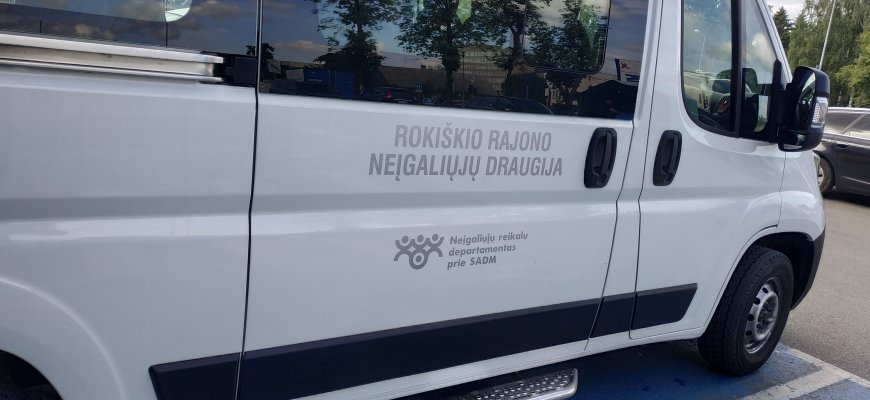 Bedarbiais tapusiems neįgaliesiems siūloma palankesnė nedarbo socialinio draudimo išmokų mokėjimo tvarka