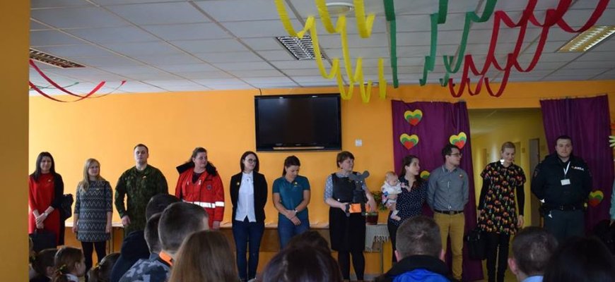 Karjeros dienos renginyje dalyvavo bendruomenės pareigūnas
