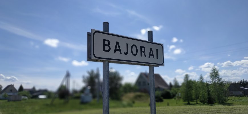 Kviečia į teatrinius pietus Bajoruose