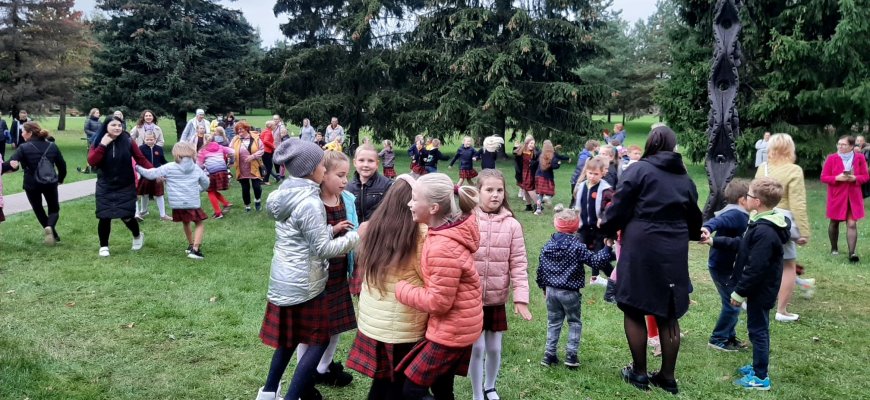 L. Šepkos parke vyko akcija „Visa Baltica šoka“ (foto)