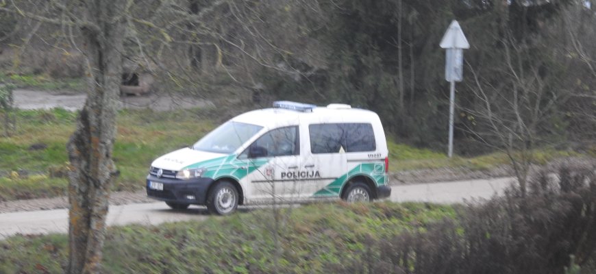 Policija balandį reidų metu tikrins vairuotojų blaivumą, vykdys chuliganiško vairavimo kontrolę
