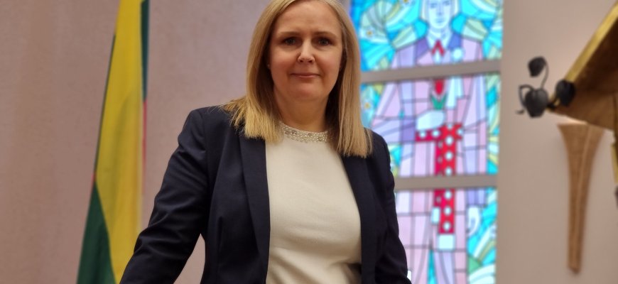 Prie altoriaus žengiantys rokiškėnai neprietaringi