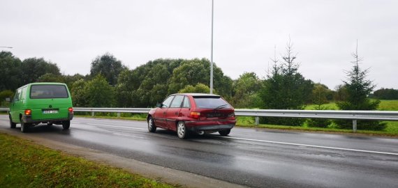 Avarija aplinkkelyje