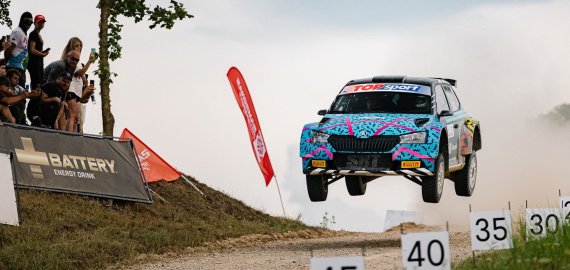„Rokiškio Grand Rally“ skelbia bilietų prekybos pradžią: vieno žiūrovo lauks įspūdingas prizas