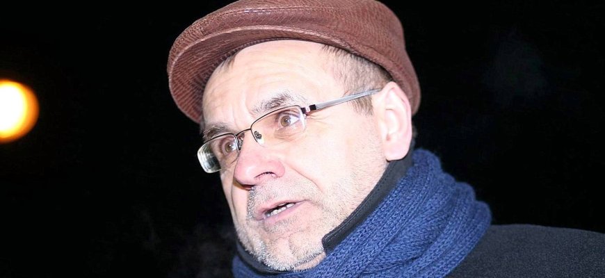 Taryba himnui tarė NE