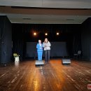 Profesinės šventės proga – padėkos raštais „Gėris rankose“ kolektyvui, gėlės ir smagus koncertas (foto)