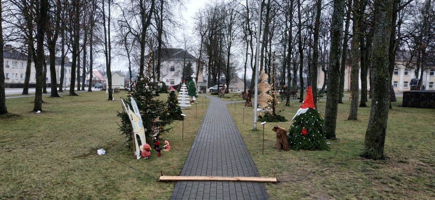 Papuoškime Pandėlio miestelio skverą