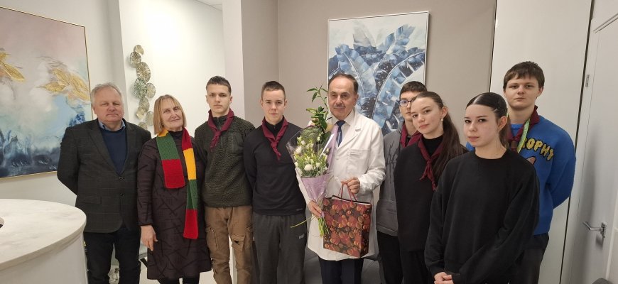 Rokiškio rajono moksleiviai susitiko su prof. habil. dr. Valerijumi Ostapenko