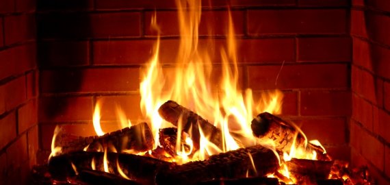 Vietoj šildymosi kietuoju kuru siūlomas centrinis šildymas, kitaip grės mokesčiai