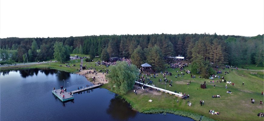 Ar galite patikėti? Rokiškio ežere iškils batutų ir vandenlenčių parkas