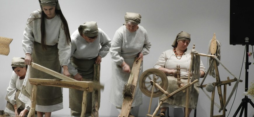 Knygos apie etninės kultūros trisdešimtmetį sutiktuvėse priminta: etninė kultūra yra mumyse (foto)