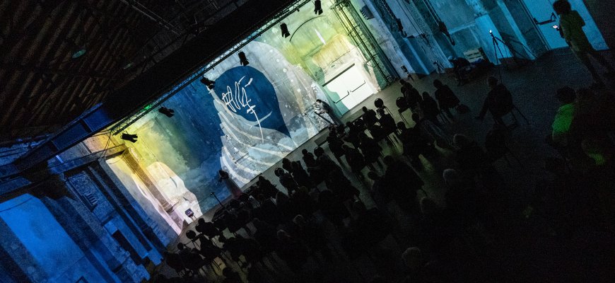 „ArtRo Residency“ kviečia patirti abstrakčiojo meno galią per garso, muzikos ir vizualizacijų sintezę