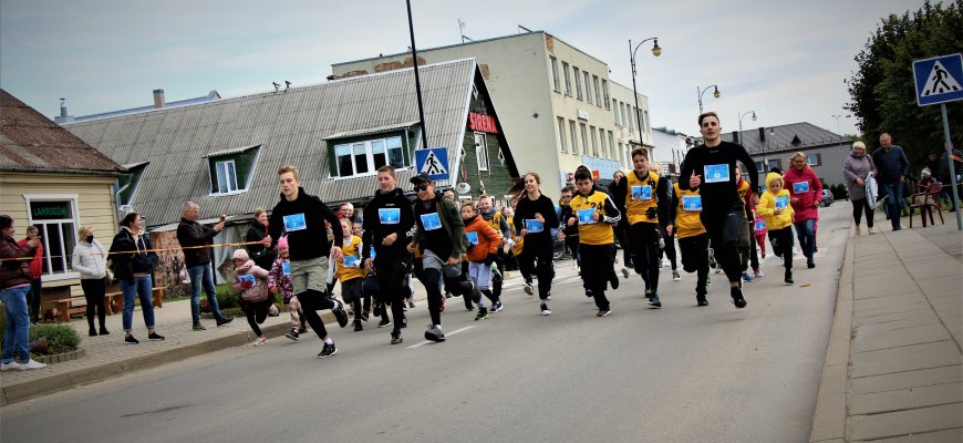Sporto pusryčiai Nepriklausomybės aikštėje (foto)
