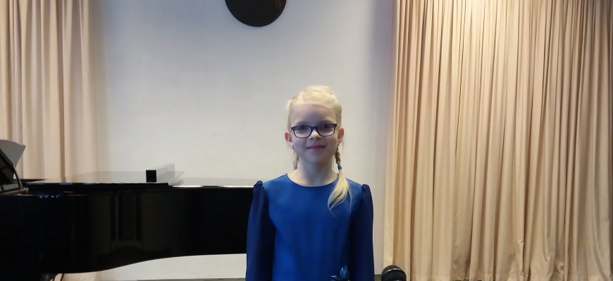 Rokiškio R. Lymano mokyklos mokytojos Redos Kazlauskienės auklėtinė- respublikinio konkurso laureatė