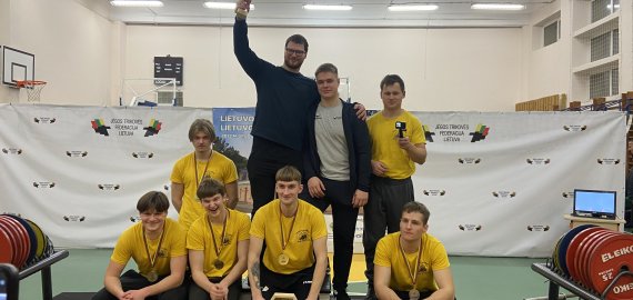 Iš Lietuvos jėgos trikovės ir štangos spaudimo čempionato – su naujomis pergalėmis!