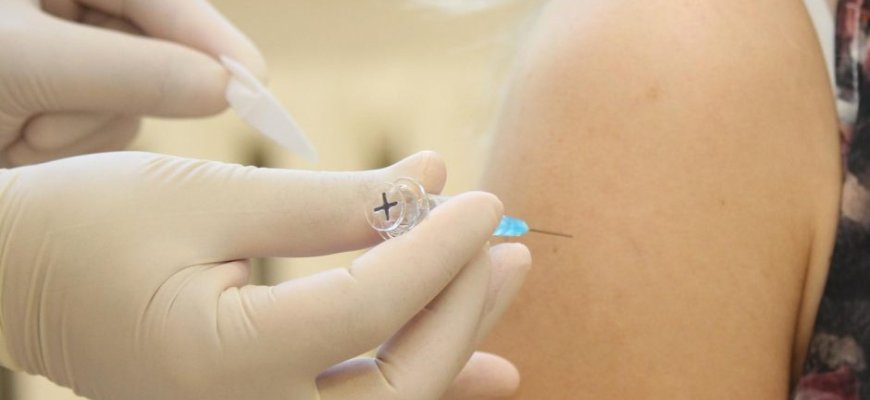 Kasmet daugiau žmonių skiepijasi nuo erkinio encefalito