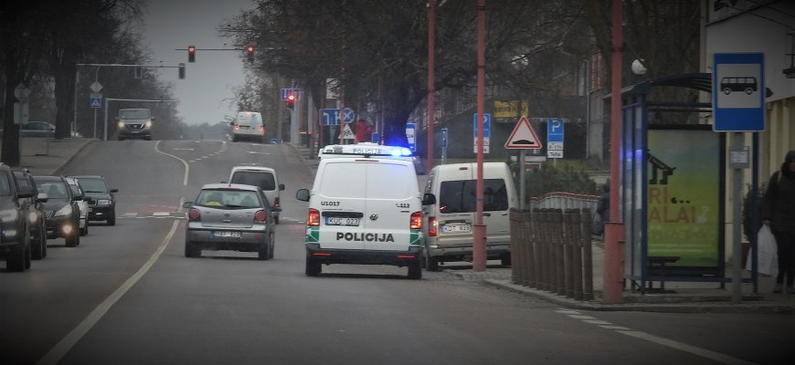 Policija: sulaukta 50 pranešimų apie izoliacijos nesilaikančius asmenis