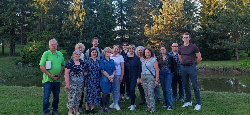 Ekskursija po Obelių miestelio erdves (foto)