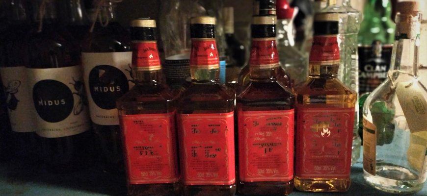 „Valstietis“ siūlo į paviljonus grąžinti alkoholį, dėl leidimų spręstų savivalda