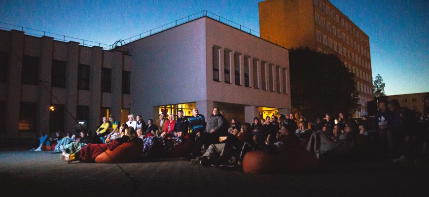 „Kino karavanas 2019“: minios žiūrovų, dešimtys filmų ir šiek tiek lietaus