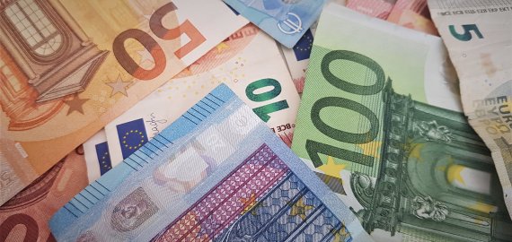 Didėja pensijos ir socialinės išmokos: kada jos pasieks šalies gyventojus?