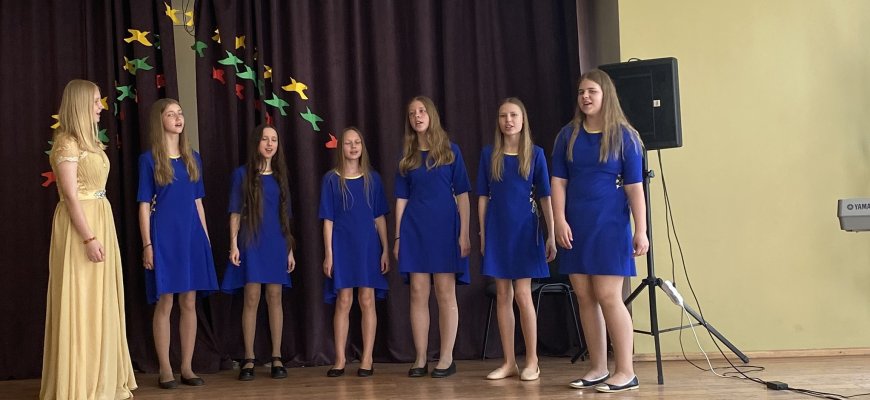 Projekto kulminacija: Rokiškio R. Lymano muzikos mokyklos moksleiviai dovanojo savo pasirodymus (foto)