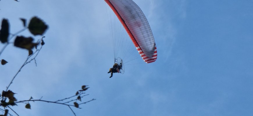 Kupiškio rajone nukritus parasparniui nukentėjo jo pilotas
