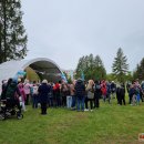 Vasaros laukia pilnais lagaminais knygų – po šalį vėl klajos „Keliaujanti skaityklėlė“ (foto)