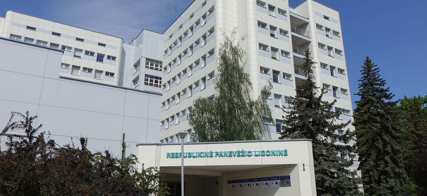 Panevėžyje dėl koronaviruso gydomo vyro būklė stabili, ligoninė dirba normaliu režimu
