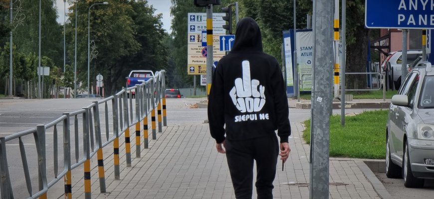Žmonėms be galimybių paso užsiveria didieji prekybos centrai, dalis paslaugų
