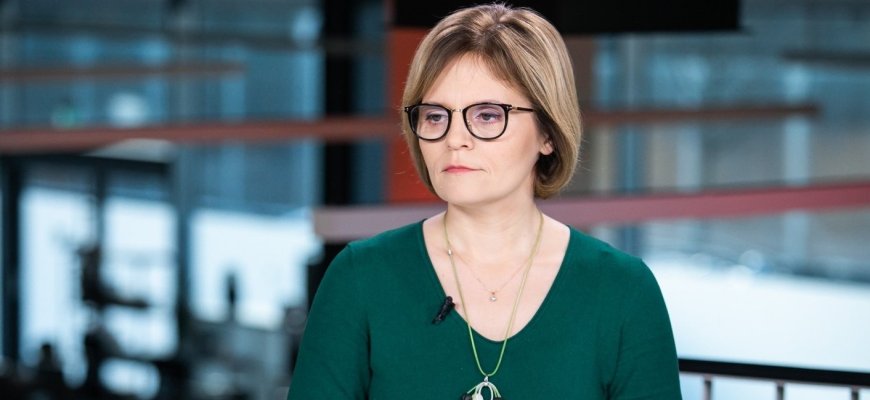 J. Varanauskienė: atleidimų iš darbo nedaugėja, žmonės atšaukiami iš nemokamų atostogų