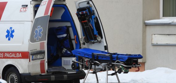 Per praėjusią parą nustatyti 1274 nauji COVID-19 atvejai, mirė 32 žmonės