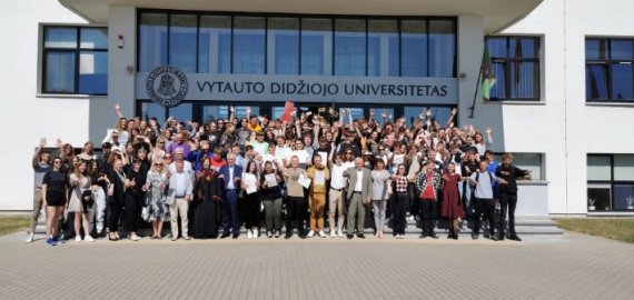 Rokiškio Inžinerijos eksperimentinė klasė iškilmingai užbaigė mokslo metus: pasėtas pažinimo grūdas regionuose auga