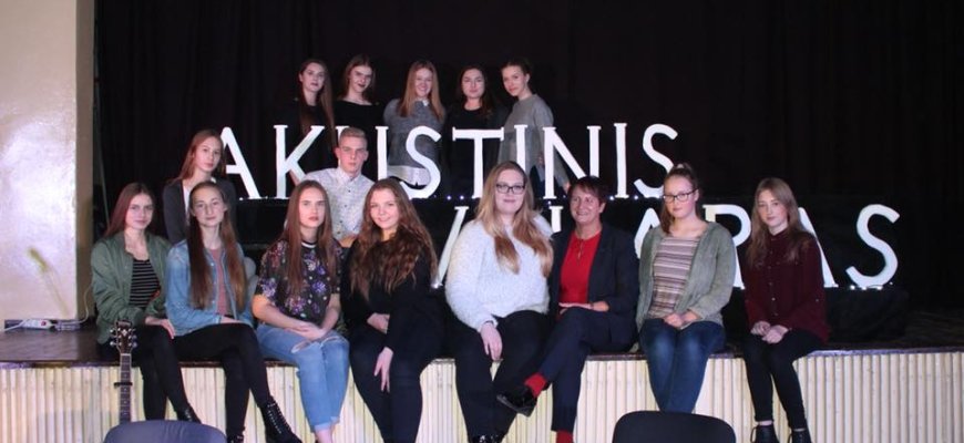 Akustinis vakaras: skambėjo muzika, virpėjo siela, kūnu lakstė šiurpuliai