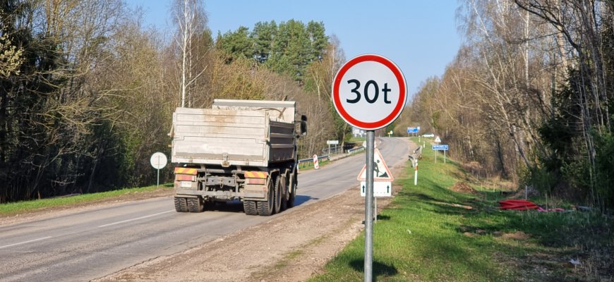 Darbai pajudėjo: pagaliau pradedama tilto per Nemunėlį rekonstrukcija (foto)