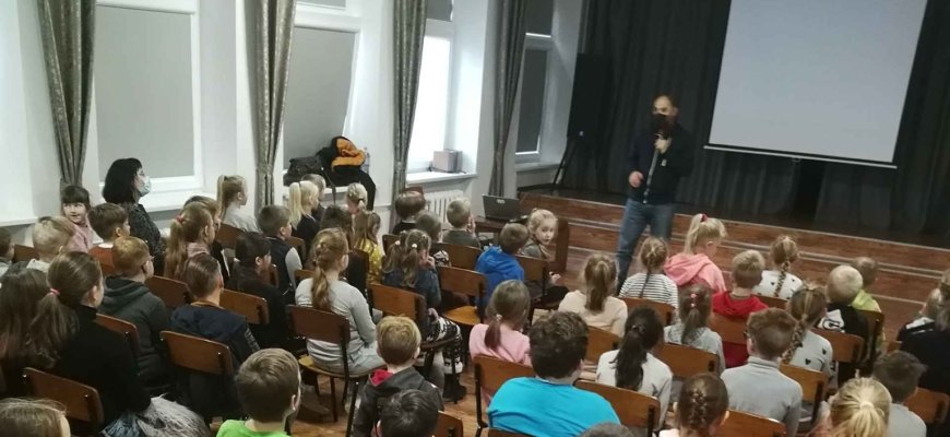 Juodupės gimnazijoje - kino filmų peržiūros diena