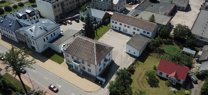 Balandžio 28 d. Muzikos mokyklos kieme vyks koncertas