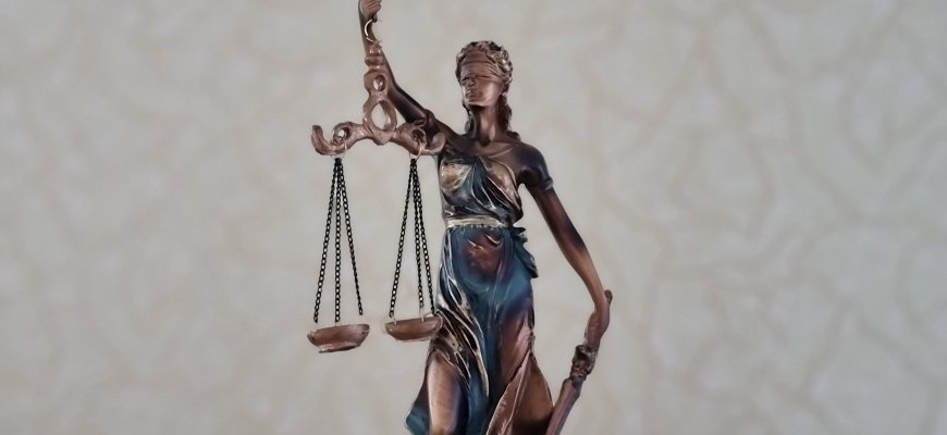Rokiškietės nužudymu Jungtinėje Karalystėje kaltintam vyrui panaikinti kaltinimai