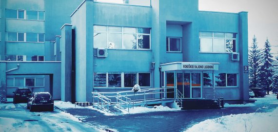 Rokiškio rajono ligoninėje beveik pusę elektros energijos pagamina saulės elektrinė