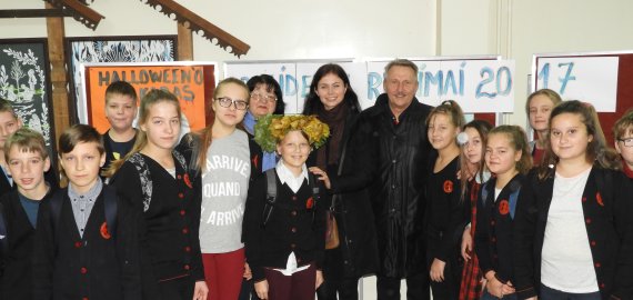Rokiškio J. Tūbelio progimnazijos prezidente išrinkta penktokė Afroditė Tuskaitė (video+foto)