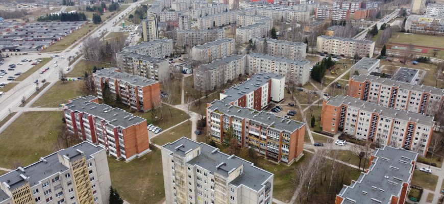 Seimas padidino baudas už netinkamą daugiabučių priežiūrą