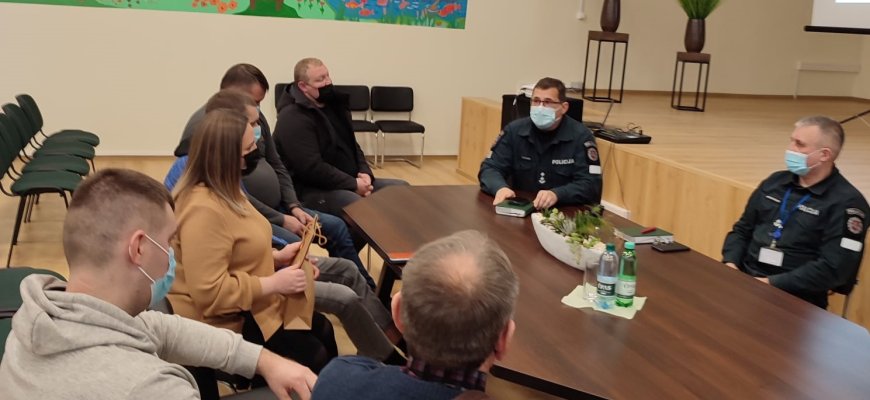 Rokiškio rajono policijos komisariate įvyko susitikimas su rajono ūkininkais