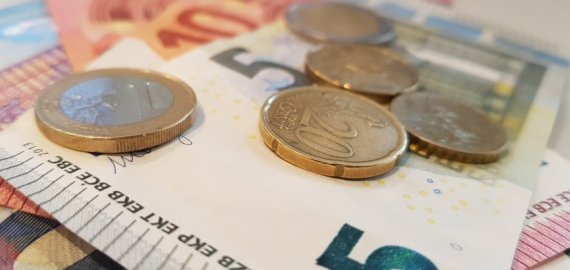 Pingantis kuras ir pažangios technologijos šilumos kainą vasarį mažins 4,9 proc.